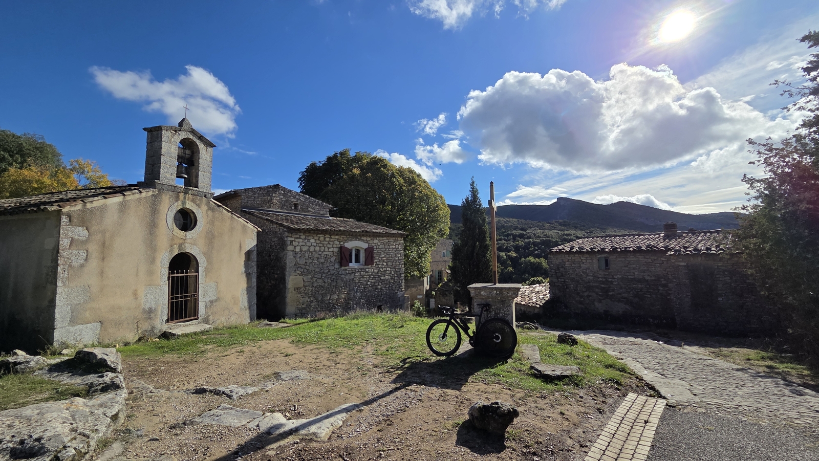 22/10/2025 : Couleurs d'automne sur la route de Sivergues